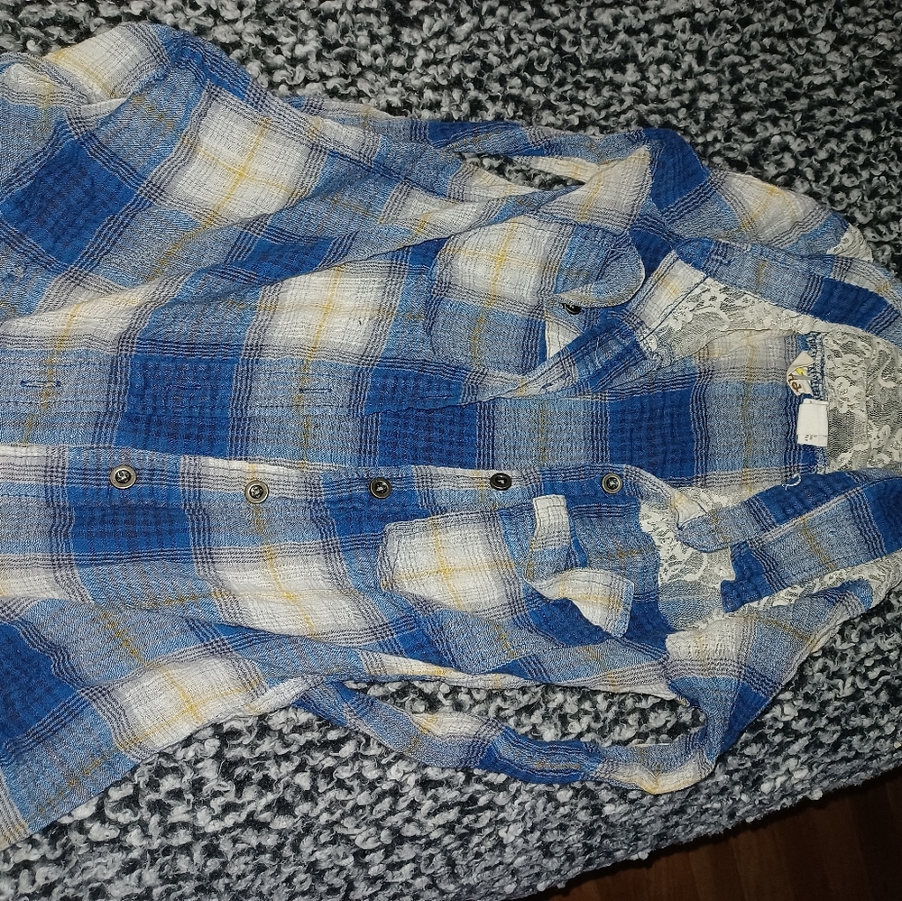 Mudd button up